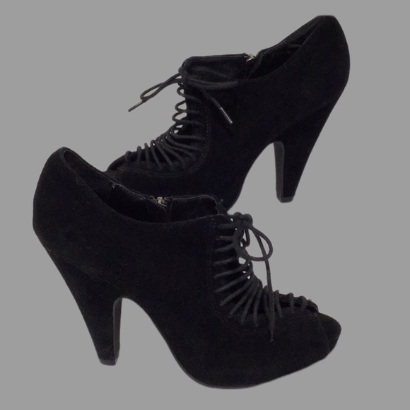 STEVE MADDEN Suede Peep-Toe Corset Front Heels, Black, Size 7.5 - Picture 2 of 8